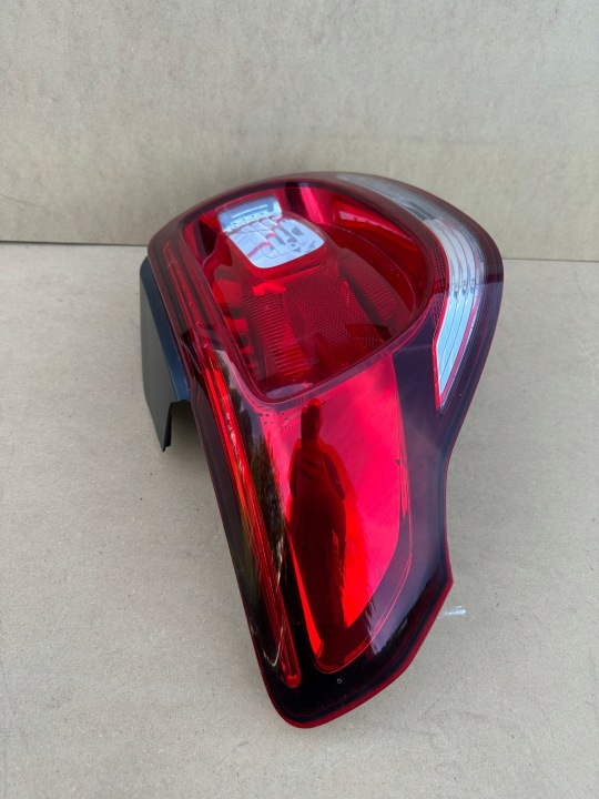 PHARE ARRIÈRE GAUCHE CITROEN DS3 2010-2016 AILE
