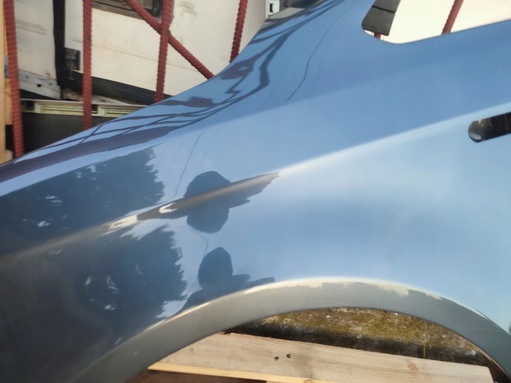 AILE GAUCHE AVANT AVANT VOLKSWAGEN CADDY 2K7 SB DE 11.20R- PEINTURE LR7H