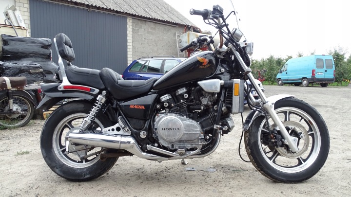 HONDA MAGNA VF 700 750 CHÂSSIS CHÂSSIS SUPPORT MOTEUR