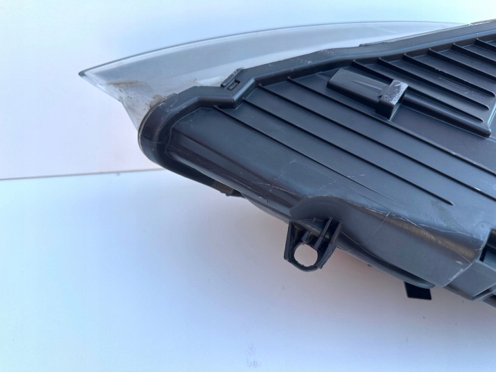 VOLVO V40 12-16 PROJECTEUR GAUCHE AVANT PHARE GAUCHE AVANT OE 31420003