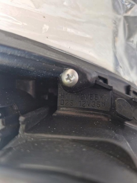 PROJECTEUR AVANT DROIT MITSUBISHI ASX 2010-