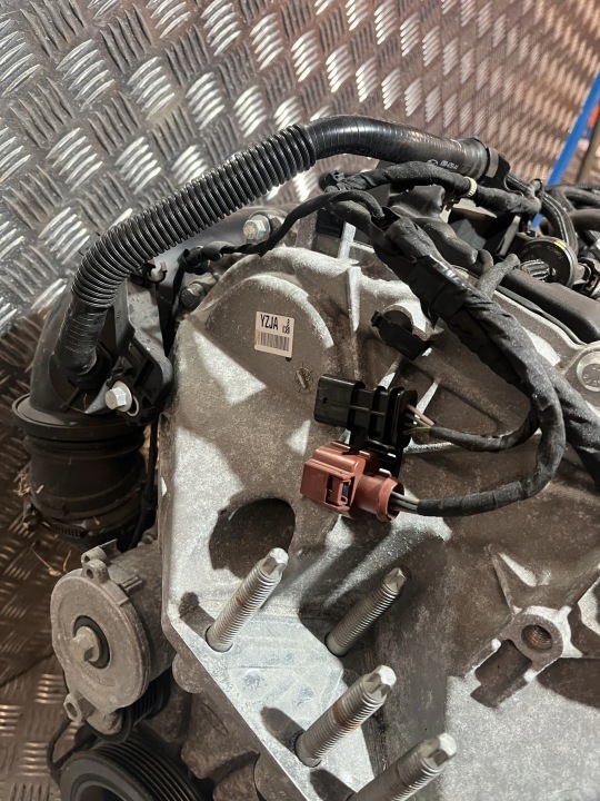 MOTEUR COMPLET FORD FIESTA MK8 ST 17- 1.5 ECOBOOST YZJA 200KM FILM