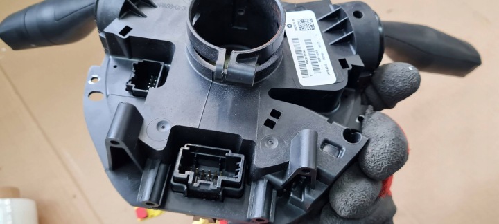 CHRYSLER PACIFICA 2022 BANDE PIGNON CAPTEUR VIRAGE MANETTE 68531525AA