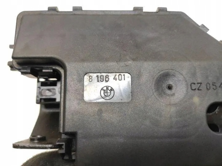 SERRURE COUVERCLES DE COFFRE COUVERCLES DE COFFRE BMW 1 (E87) 8196401 2.0L DIESEL 130KW 2008