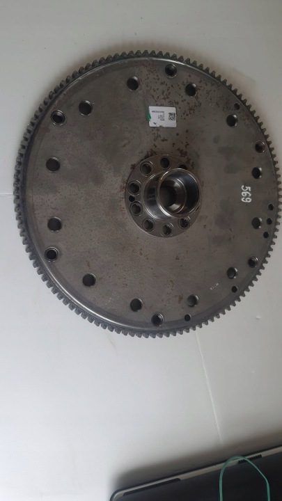VOLANT D'INERTIE COURONNE AUDI PORSCHE MACAN (95B) 059105323BN