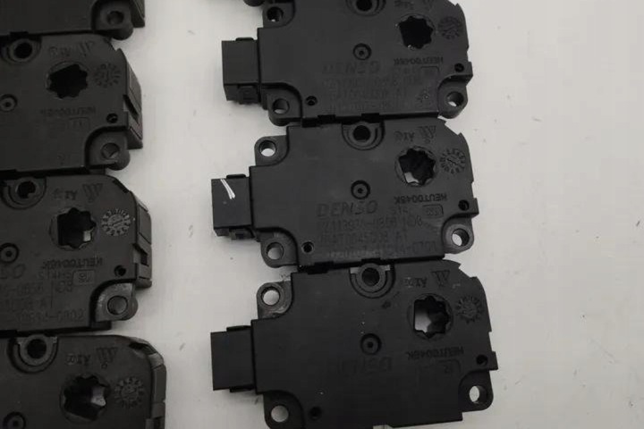 SOUPAPES STERUJACE CHAUFFAGE AUDI A7 SPORTBACK (4GA, 4GF) ZBAT0052D01 3.0L