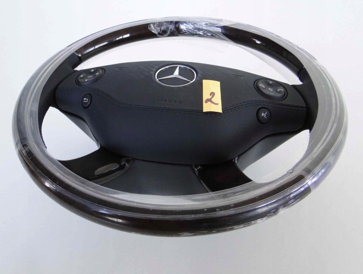 MERCEDES CL 216 COUSSIN DANS DIRECTION AIRBAG