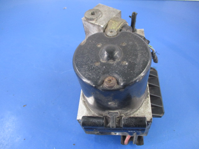 MERCEDES AVEC W220 CONTRÔLEUR POMPE ABS A0034318012