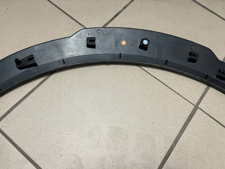 MOULURE GARDE-BOUE GAUCHE AVANT AVANT OPEL MOKKA II 2 B 20-