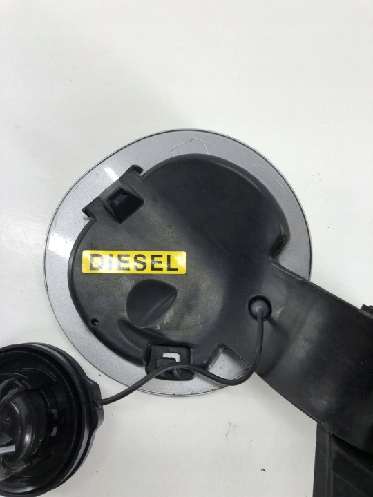 CITROEN DS5 2012 CLAPET GOULOTTE DE REMPLISSAGE CARBURANTS