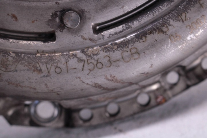 FORD OE AV61-7563-CB EMBRAYAGE VOLANT BIMASSE