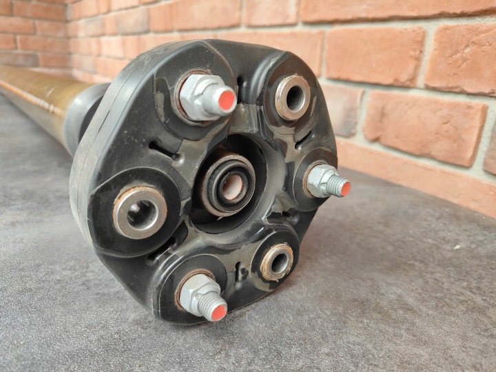 BMW M3 F80 M4 F82 F83 ARBRE DE TRANSMISSION CARBONE CFK L=1474MM 8600530 8600524