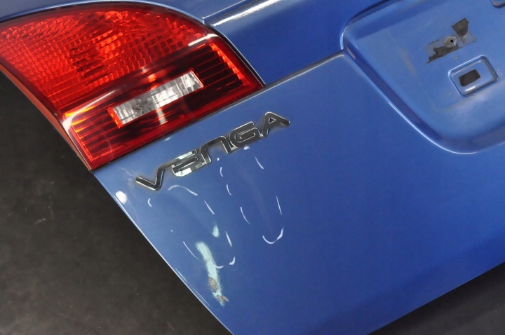 KIA VENGA COUVERCLES DE COFFRE COUVERCLES DE COFFRE ARRIÈRE ARRIÈRE HAYON 5D 80UM