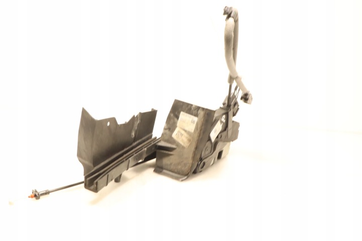 SERRURE GAUCHE AVANT PORTES FORD FOCUS III MK3 BM5A-A21813-AE
