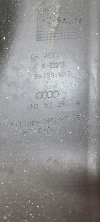 AUDI TT 8N GUIDE D'AIR 8N0117336A