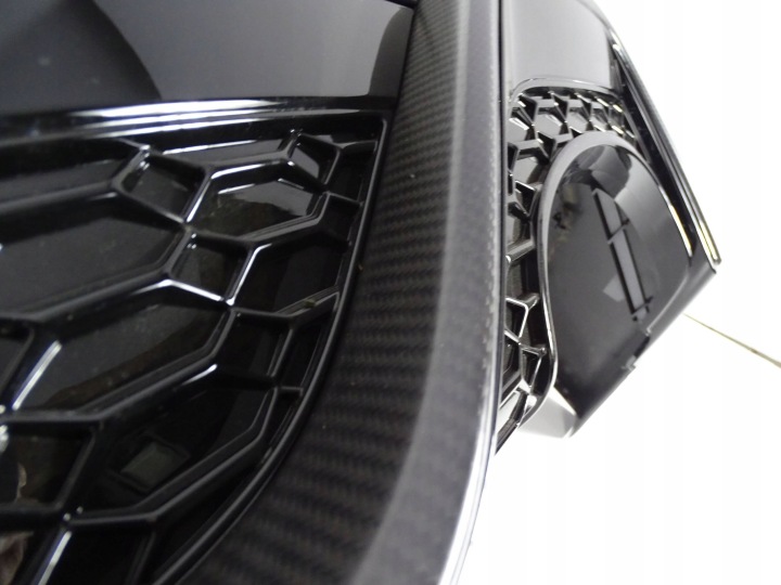 PARE-CHOCS ARRIÈRE ARRIÈRE AUDI A6 C8 RS6 CARBONE