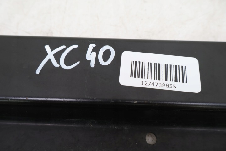 VOLVO XC40 POUTRE RENFORCEMENT RADIATEUR 32333099