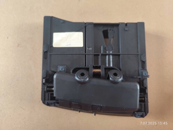 CENDRIER AUDI A6 (4F2, C6) 4F2857951B 3.0L DIESEL 171KW 2006