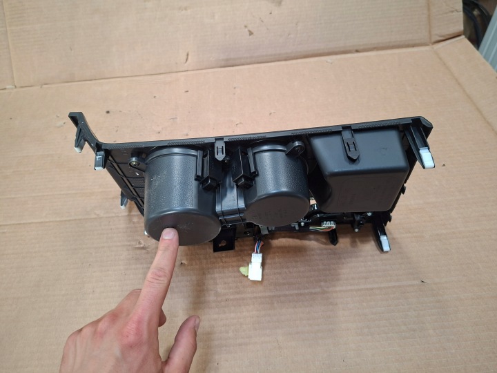 HYUNDAI TUCSON II III 15-20R PANNEAU CENTRAL BOUTON FREINS MANUEL 2 PIÈCES