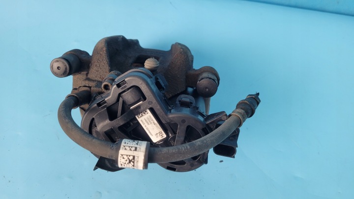 VOLVO XC90 II 20R ÉTRIER DE FREIN DE FREIN DROIT ARRIÈRE 32287434 32217364