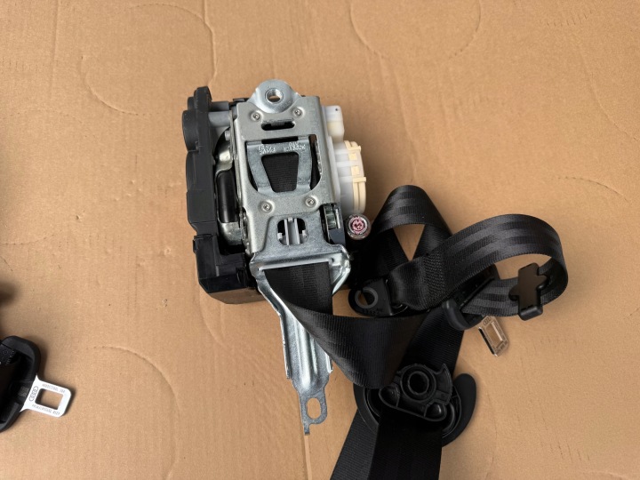 AUDI A7 A6 C8 CEINTURE DE SÉCURITÉ DROIT 4K8857706L