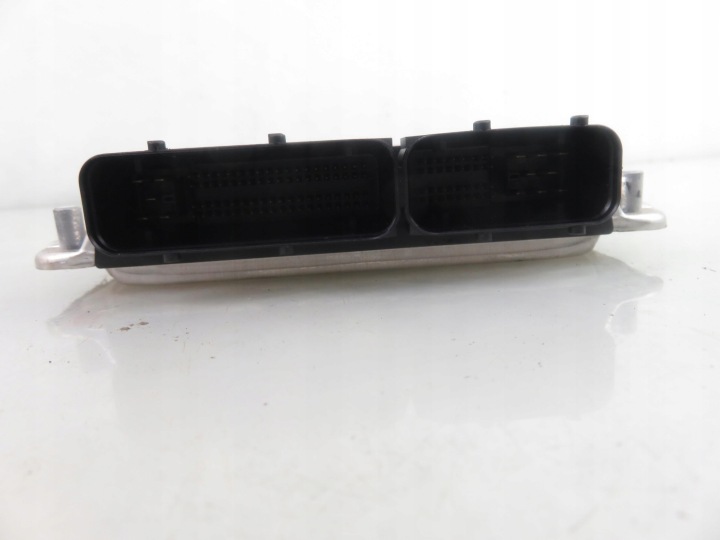 CONTRÔLEUR AUDI A4 B6 3.0 8E0909059 0261207579