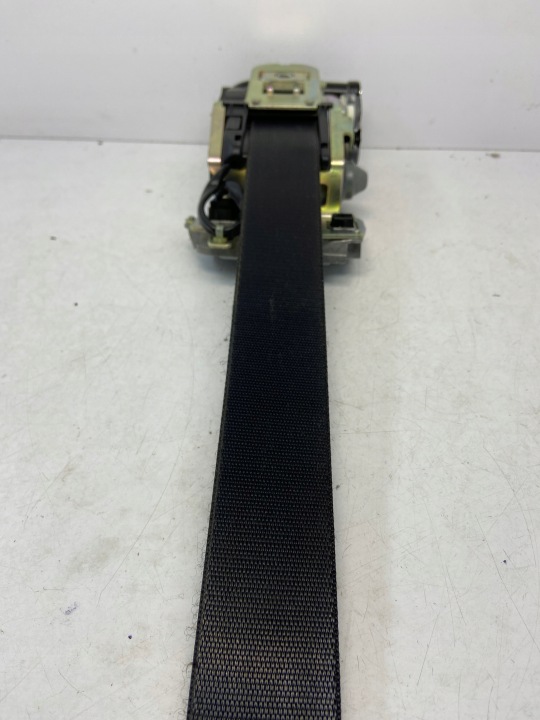MERCEDES CEINTURE DE SÉCURITÉ GAUCHE AVANT A2128604985