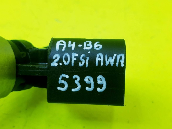 INJECTEUR INJECTEUR CARBURANTS AUDI A4 B6 B7 C5 2.0FSI AWA 06D906036B 0261500011
