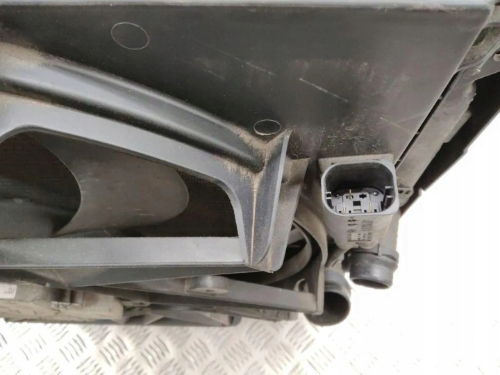 ENSEMBLE RADIATEURS BMW X3 (F25) 9216143 2.0L DIESEL 135KW 2012