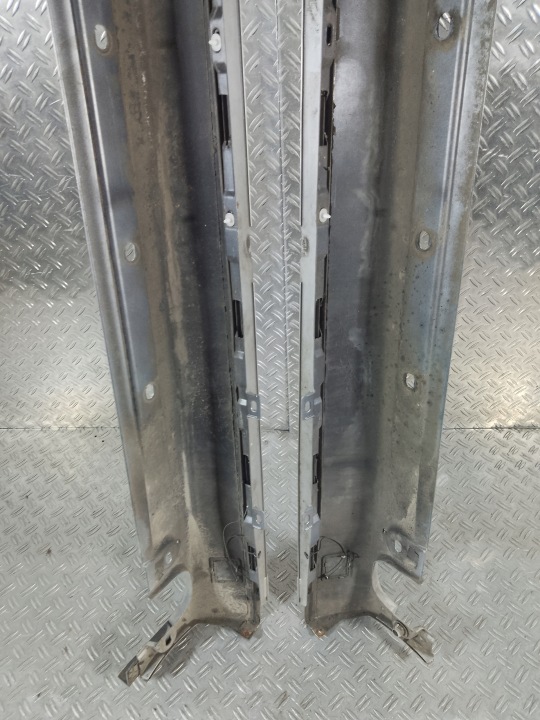 MERCEDES W220 LIFT 02- BAGUETTES SEUIL ENSEMBLE 744