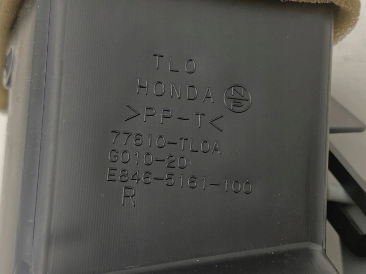 HONDA ACCORD BUSES GRILLES CENTRAL CONDUIT D'AIR TABLEAU DE BORD INSTRUMENTATION 77610TL0A