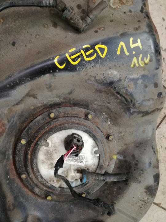 KIA CEED I 2006 2012 ANNÉE 1.4B 1.6B RÉSERVOIR CARBURANTS AVEC POMPE CARBURANTS