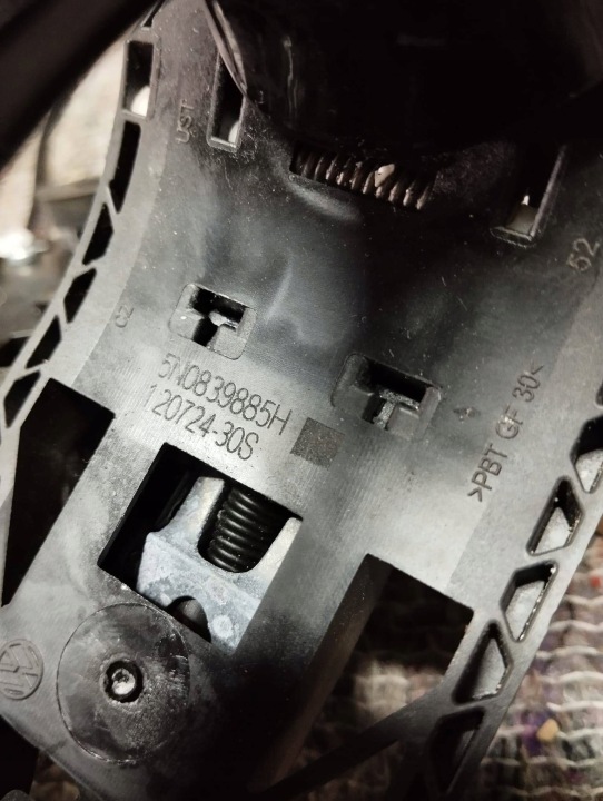 SERRURE DE PORTE POIGNÉE DROIT ARRIÈRE FABIA IV IBIZA V 6F 10A839016B