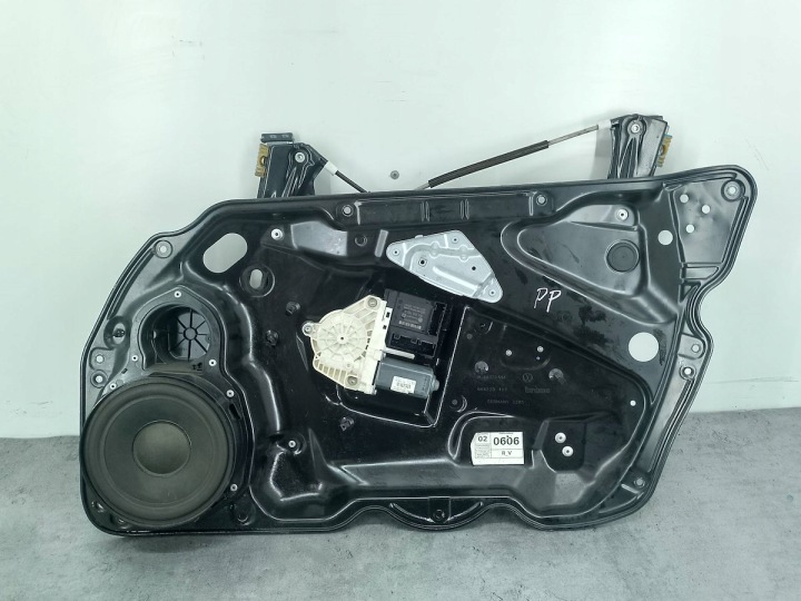 ÉLÉVATEUR VITRES DROIT AVANT VW PASSAT B6 3C1837756F
