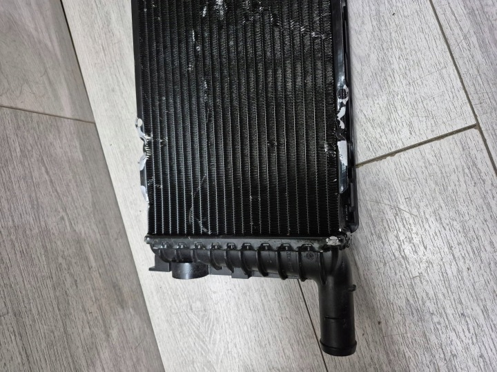 11406. PORSCHE 911 GT3 981 TURBO GT4 RADIATEUR EAU 99110603890