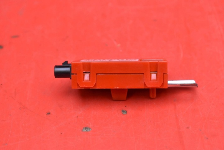 AMPLIFICATEUR ANTENNES 31483411 VOLVO V60 2 II 18-21