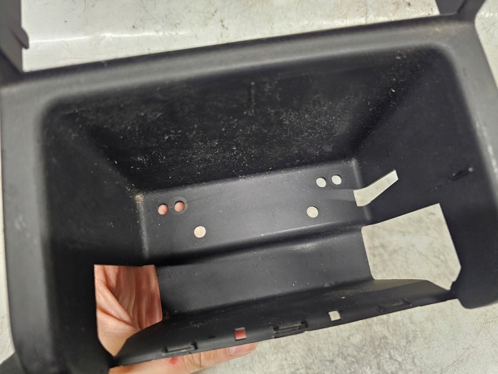 BMW E46 CHÂSSIS ACCOUDOIR ARRIÈRE 8213682