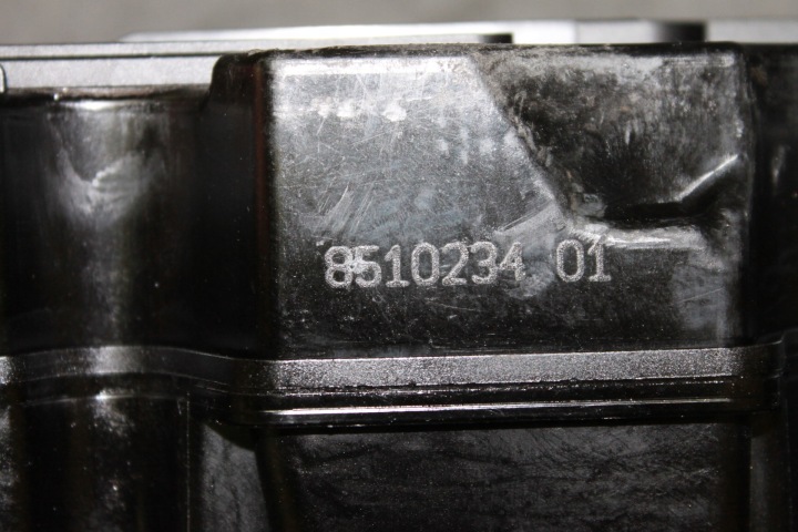 BMW F10 F01 E70 F15 M550DX M50D N57D30C COUVERCLE DE SOUPAPES CULASSES 8510234