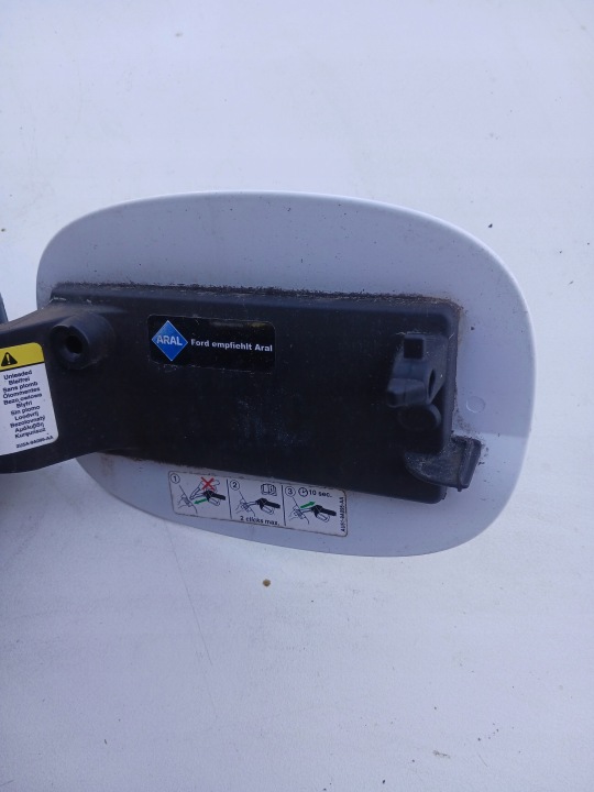 FORD S-MAX MK1 CLAPET GOULOTTE DE REMPLISSAGE CARBURANTS BLANCHE AM21-R27936