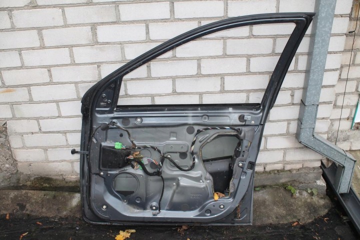 PORTES VOLVO XC90 I 2007 AVEC AVANT SUR DROITE