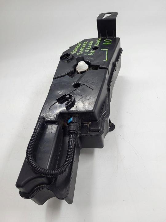 RÉSERVOIR POMPE LIQUIDE FAP PEUGEOT 5008 3008 BERLINGO