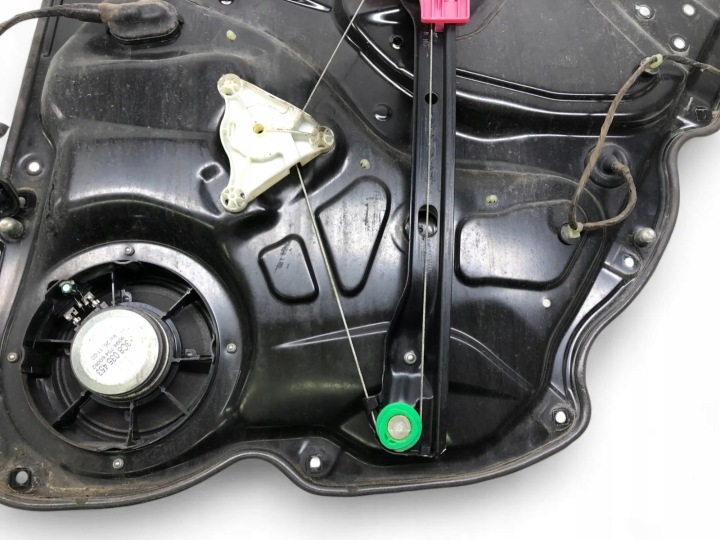PETIT MOTEUR VITRES ARRIÈRE GAUCHES PORTES VW PASSAT B7 (362) 3AA839755 31640383