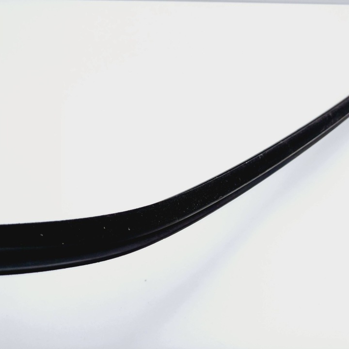 JOINT D'ÉTANCHÉITÉ VITRES PORTES DROIT AVANT OPEL VIVARO LIFT NR32