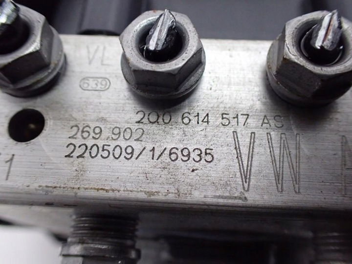 POMPE ABS DE FREIN 2Q0614517AS 2Q0614517N VW TAIGO 23R