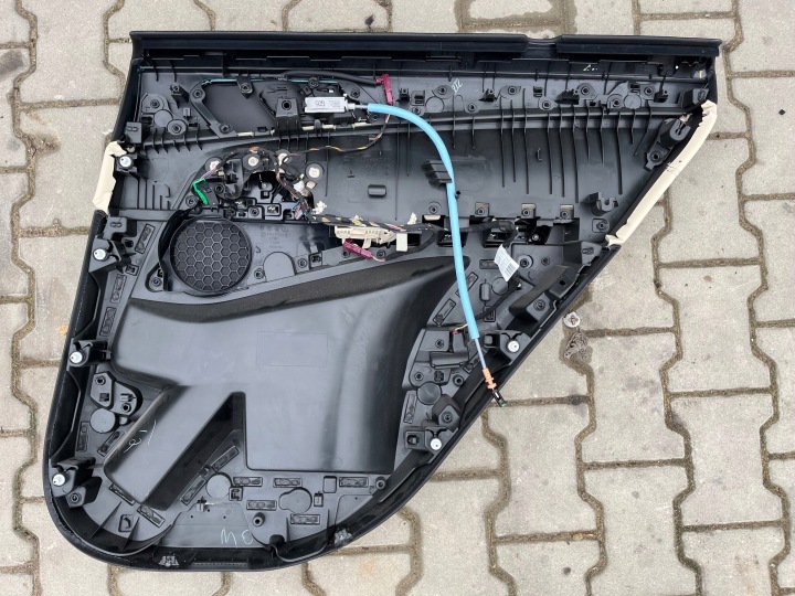 BMW X5 G05 2021 COLLECTEUR GARNITURE PORTES ARRIÈRE GAUCHES