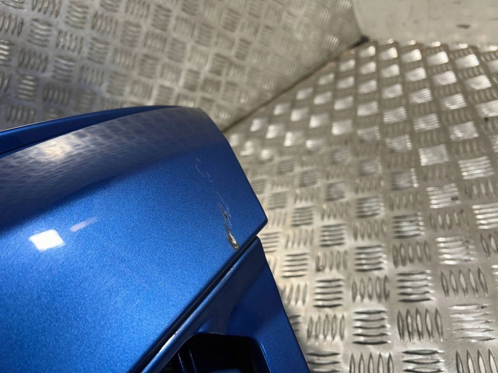 BMW M5 COUVERCLES DE COFFRE COUVERCLES DE COFFRE