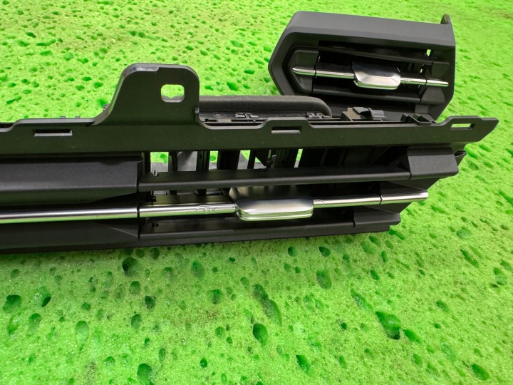 GRILLE GRILLES CONDUIT D'AIR TABLEAU DE BORD CONSOLES ENSEMBLE AUDI A3 8Y ORIGINAL