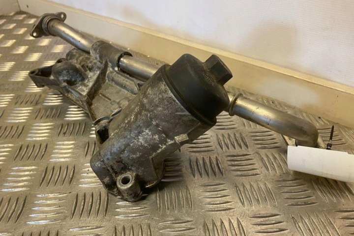 FIXATION FILTRE HUILES OPEL INSIGNIA A ESTATE (G09) 0561101049 1.8L