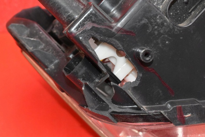 PROJECTEUR GAUCHE PHARE AVANT EUROPE NISSAN QASHQAI 1 I 07-10