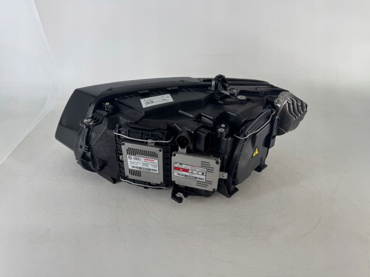 AUDI Q5 LIFT 2012- XÉNON NON ADAPTATIF PHARE GAUCHE DROITE
